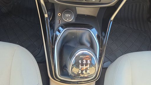 Ford B-max 1.0 EcoBoost 125 - Titanium – 2017 – 50597 km – Essence – Boîte Manuelle — photo 9