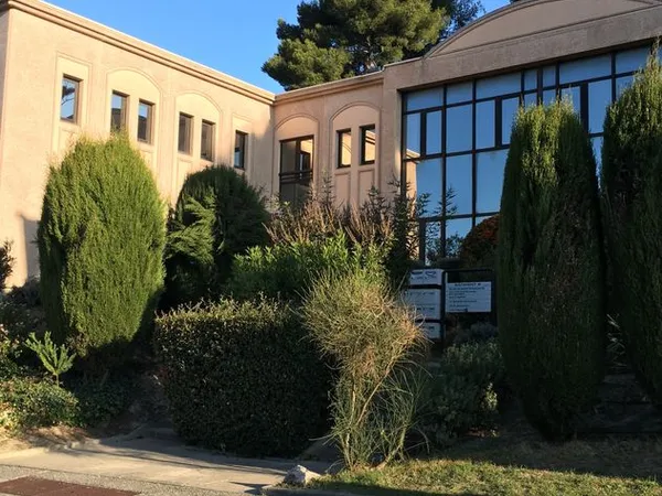 Bureaux meubles 55m2 la valentine