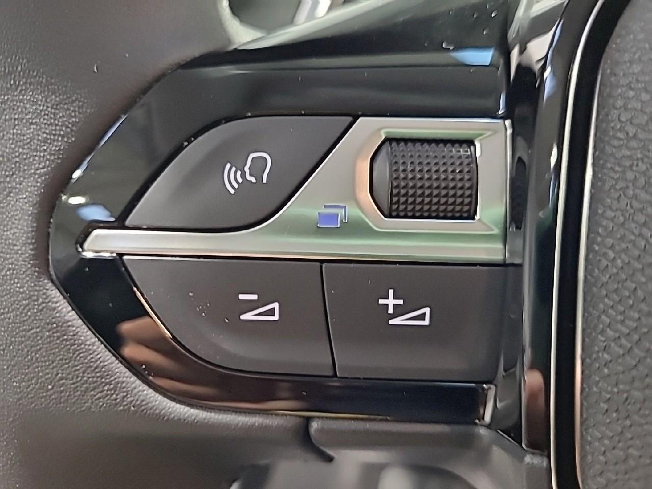 Peugeot 208 hybrid 100 e-dcs6 allure — photo 25