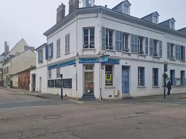 Local 52 m²