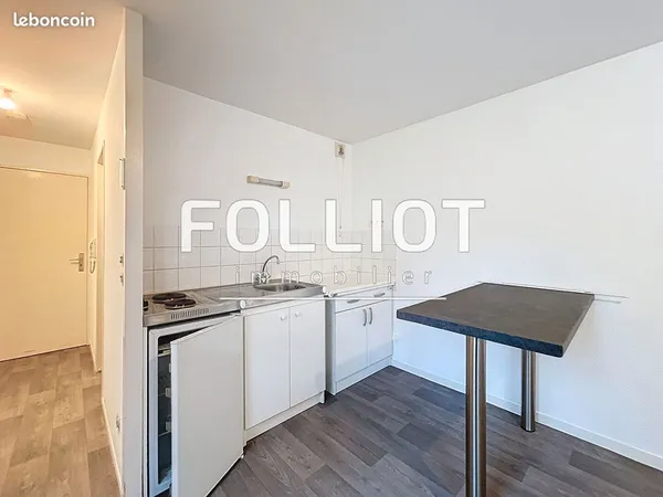 Studio 1 pièce 26 m²