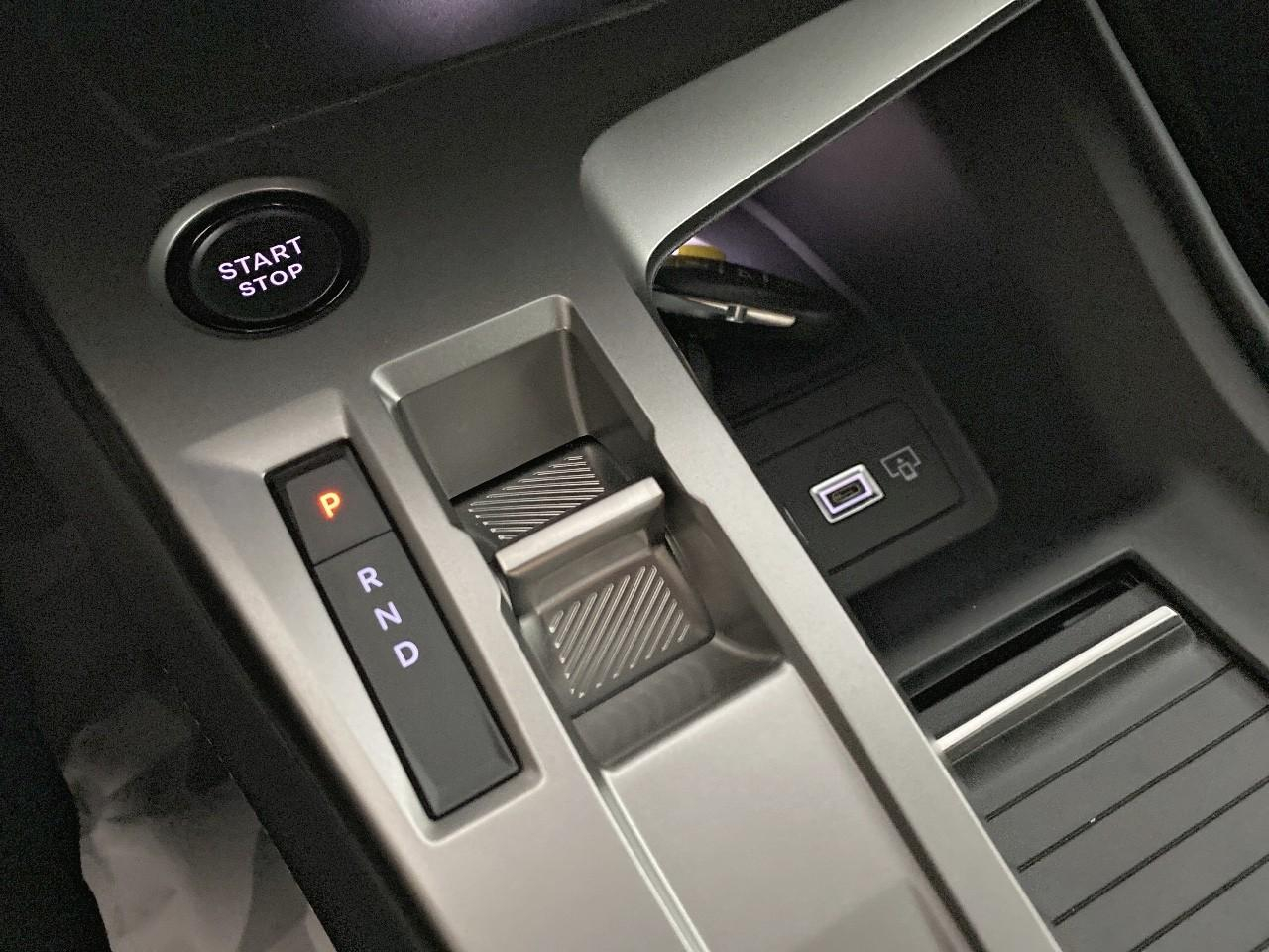 Peugeot 308 electrique 55 kwh 156ch gt — photo 15
