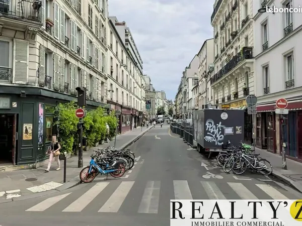 Local commercial 162 m²