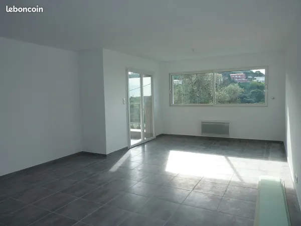T3 non meublé de 65 m² avec terrasse à Bastelicaccia