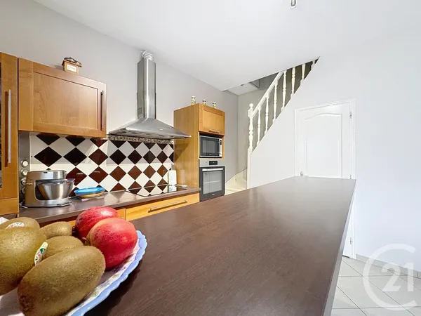 Maison 5 pièces 96 m²