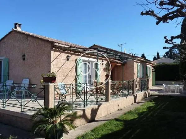 Maison de plain-pied 5 pièces 100 m²