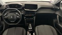 Peugeot 2008 1.2 PureTech 130ch S&S Allure Pack EAT8 — photo 11