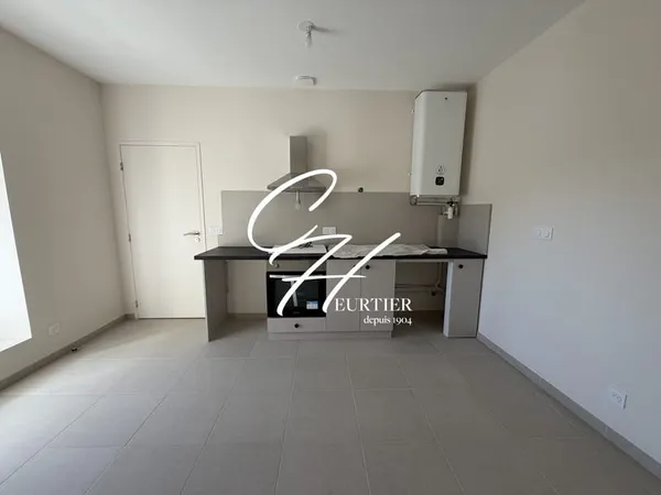 APPARTEMENT - T2 - REFAIT A NEUF