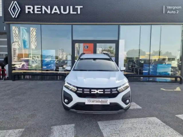 Dacia Jogger 5 places expression tce 110 — photo 28