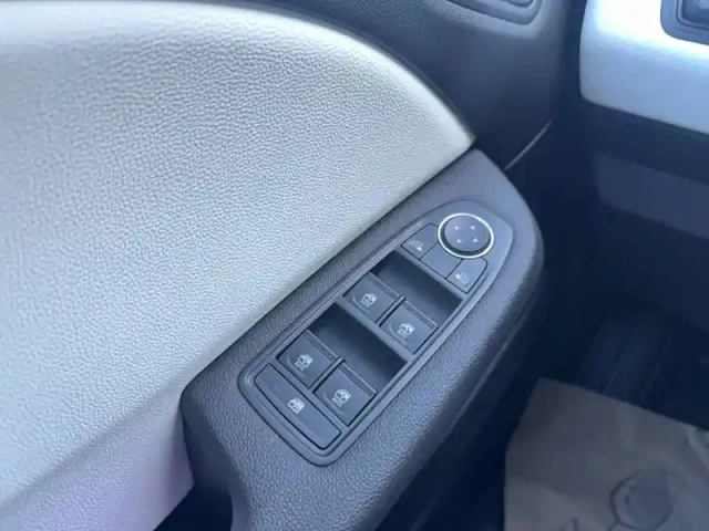 Renault Clio tce 90 - 21n — photo 30