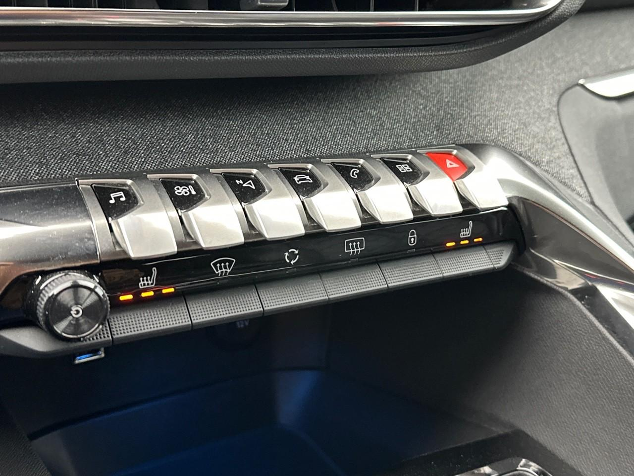 Peugeot 5008 puretech 130ch s&s eat8 allure pack — photo 27