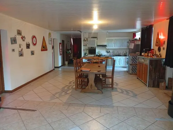 Maison 9 pièces 170 m²