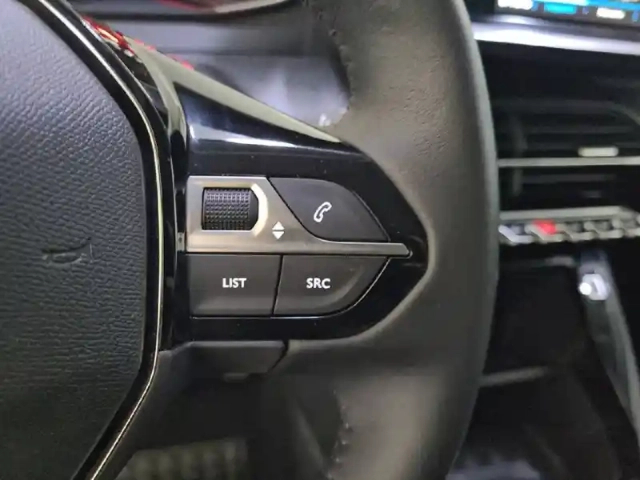 Peugeot 208 puretech 100 s&amp;s bvm6 — photo 22