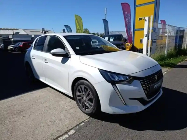 Peugeot 208 1.5 bluehdi 100ch s&amp;s style — photo 18