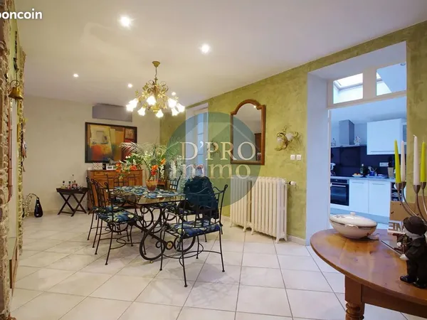 Maison 6 pièces 193 m²