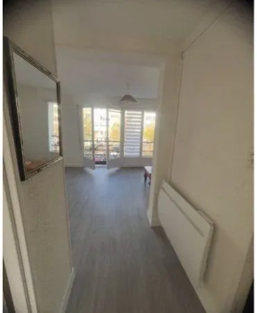 Studio f1 rue thiers