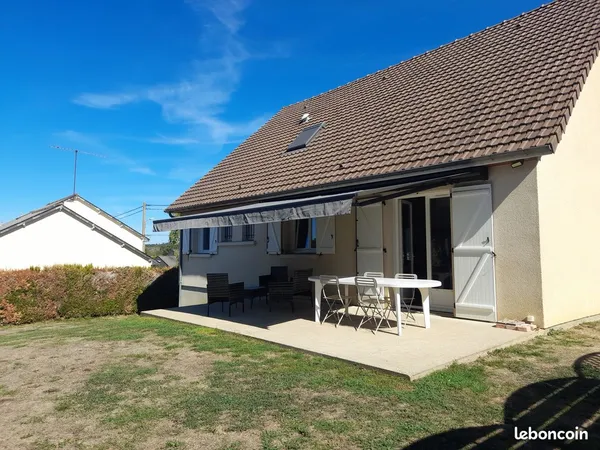 Pavillon sur sous sol enterre