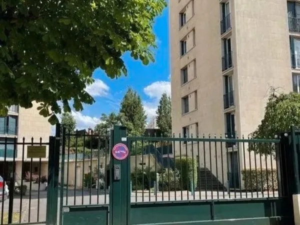 Place de parking a louer