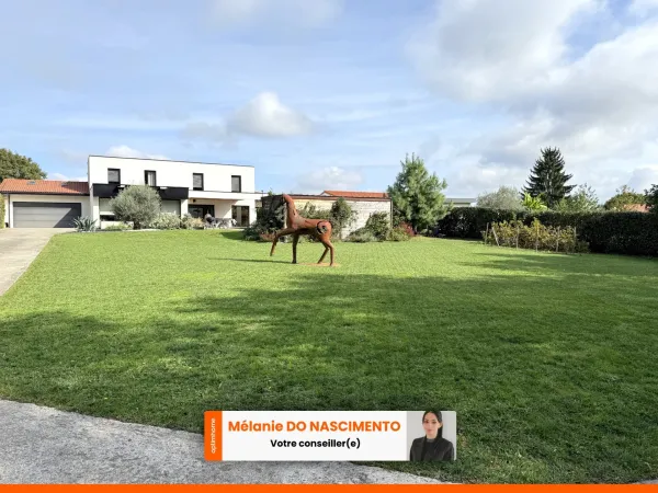 Villa d'architecte 200m² avec piscine sur parcelle de 1610m² à Pont-du-Château
