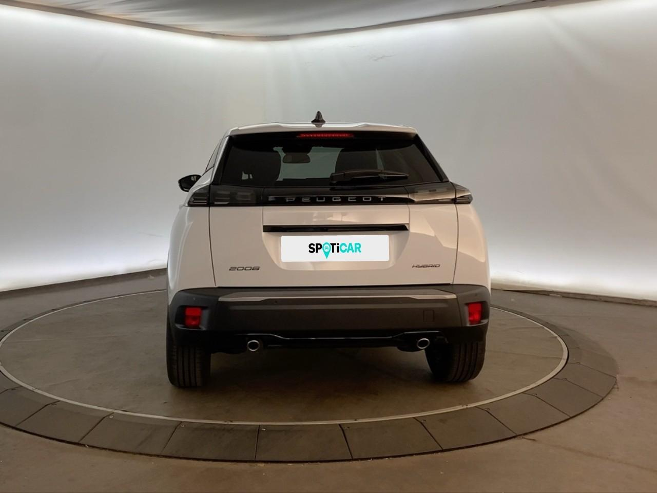 Peugeot 2008 hybrid 145 ch e-dcs6 allure — photo 5