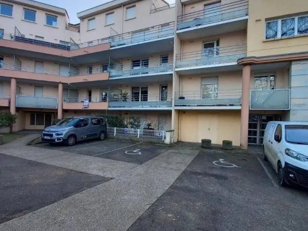 Parking 10 m²