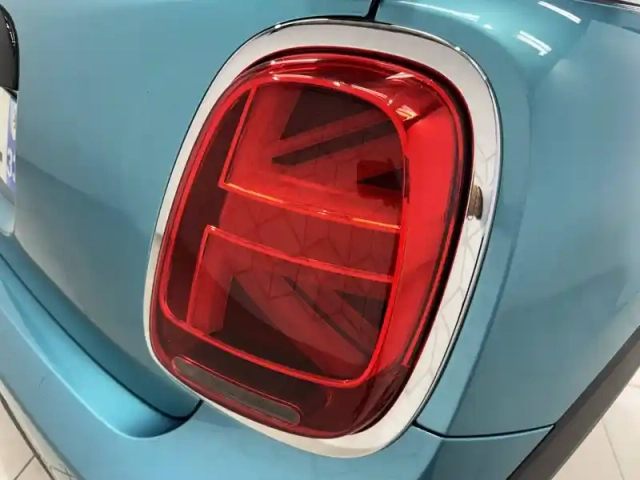 Mini Mini cabriolet cooper 136 ch bva7 — photo 19