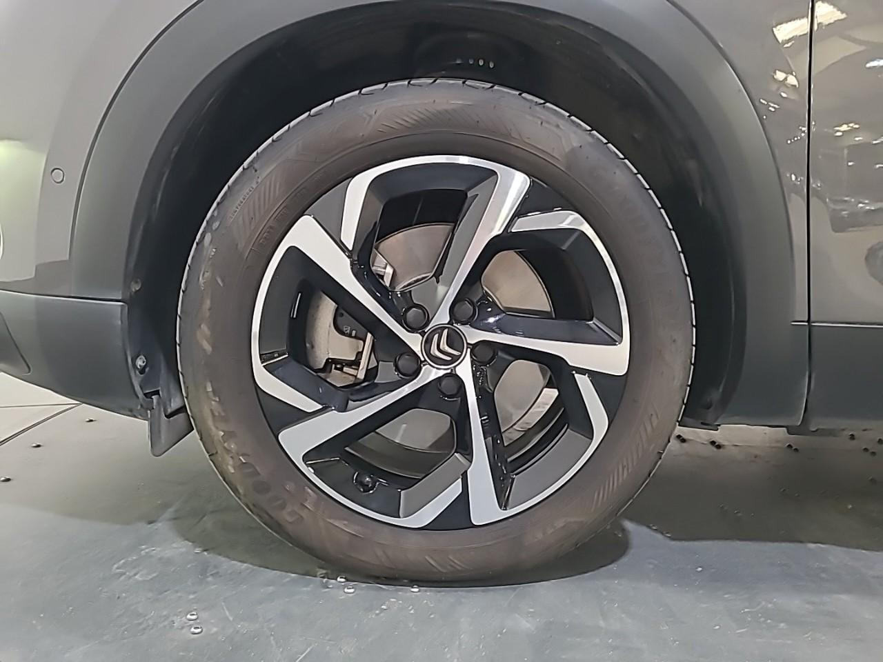 Citroën C5 Aircross hybride rechargeable 225 s&s e-eat8 shine — photo 16