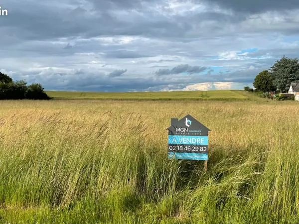 Terrain 1175 m² SAUMERAY