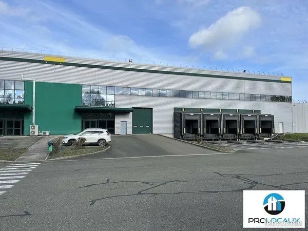 ENTREPOT - LOGISTIQUE 11503 m² LONGUEIL SAINTE MARIE