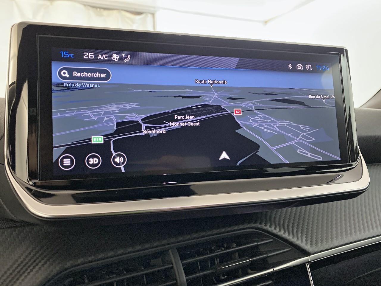 Peugeot 2008 hybrid 145 ch e-dcs6 allure — photo 16