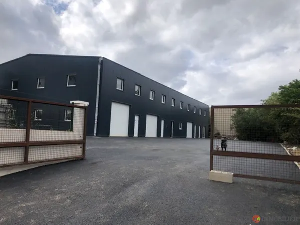 À LOUER BUREAU - ROGNAC - Environnement calme et professionnel