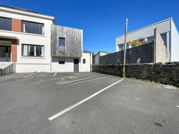 Parking 13 m²