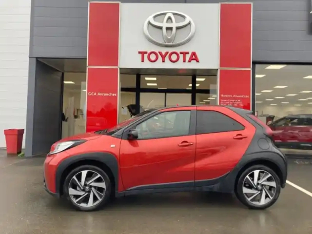 Toyota Aygo X 1.0 vvt-i 72ch collection s-cvt — photo 8