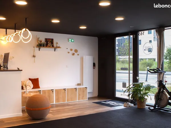 Salle - Espace pour professionnels de santé/sport/soin