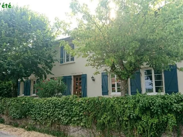 Maison 6 pièces 208 m²
