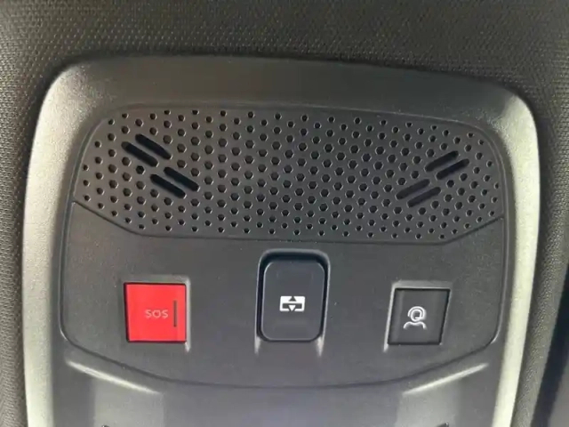 Peugeot 2008 puretech 130 s&amp;s eat8 — photo 27