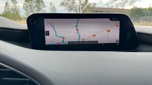Mazda 3 2.0 SkyActiv-G 122 Mild Hybrid BVA6 - Style – 2020 – 64812 km – Hybride essence – Boîte Automatique — photo 28