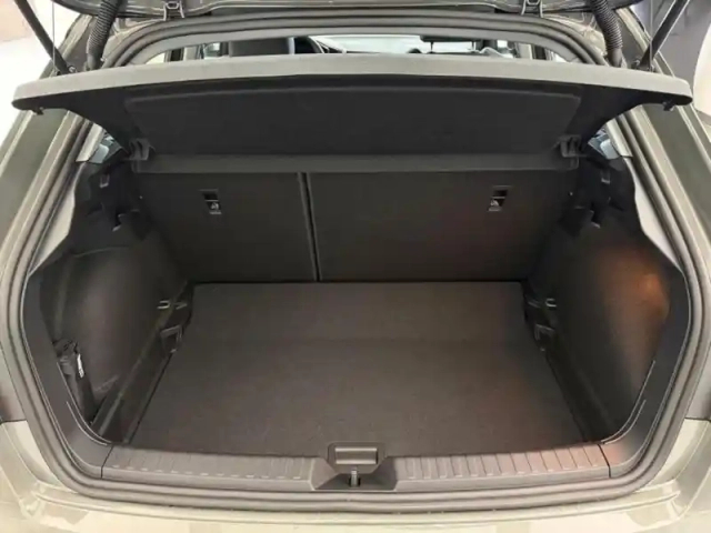Audi A1 sportback 25 tfsi 95ch design s tronic 7 — photo 7