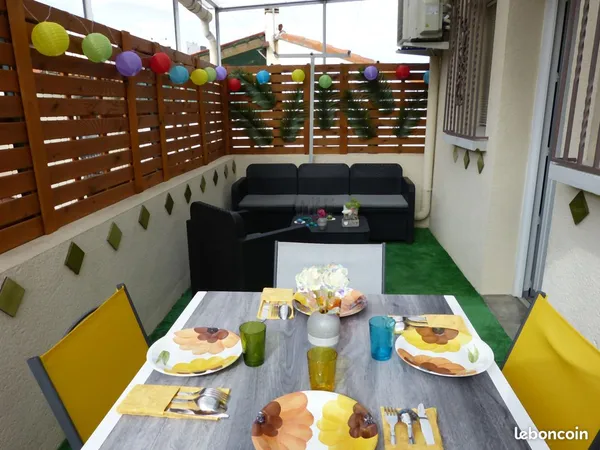 Perpignan gare - maison de ville rénovée - 3 chambres - 2 terrasses - garage 49 m²