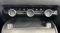 Citroen C4 PureTech 130ch S&S C-Series — photo 19