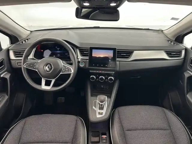 Renault Captur e-tech plug-in 160 — photo 35