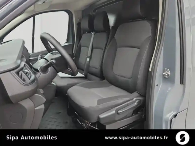 Renault Trafic fgn l1h1 2800 kg blue dci 130 — photo 12
