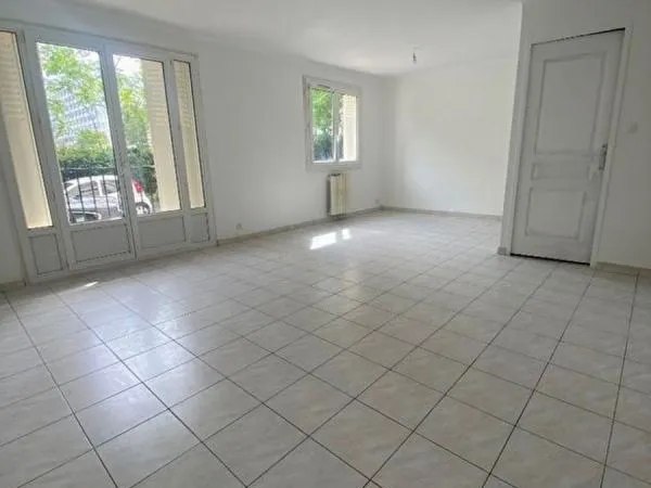 Appartement 3 pièces - Ste Marguerite - 13009