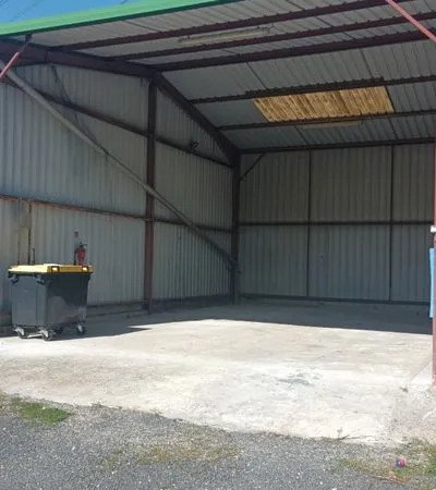 Hangar à louer
