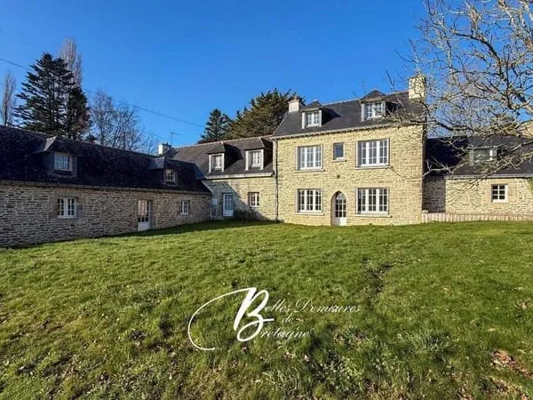 Maison 12 pièces 228 m²