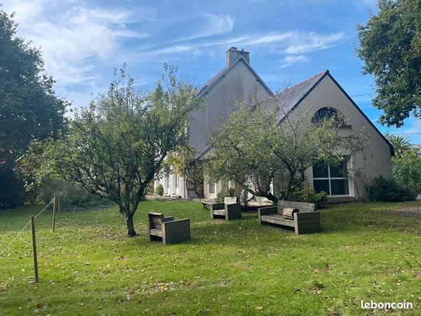 Maison 9 pièces 203 m²