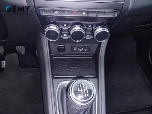 Renault Captur tce 90 — photo 29