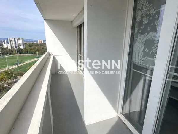 secteur PLATEAU: LUMINEUX T3 AVEC BALCON