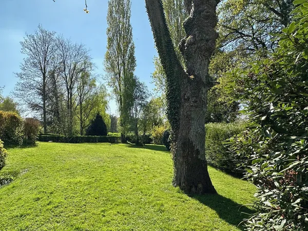 Exclusivité GIBOIRE , NOUVEAU terrain au centre de Saint Gregoire de 674 m2