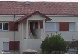 F3 de 65 m², dans petite résidence, parking privé